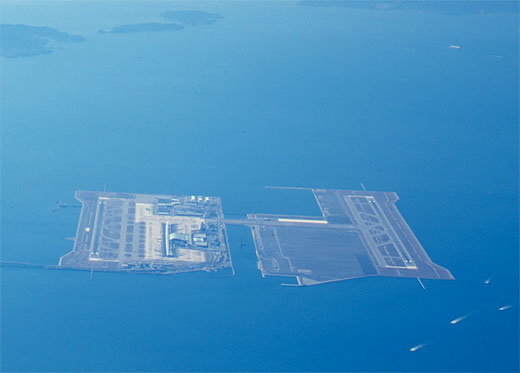 関西国際空港平面図