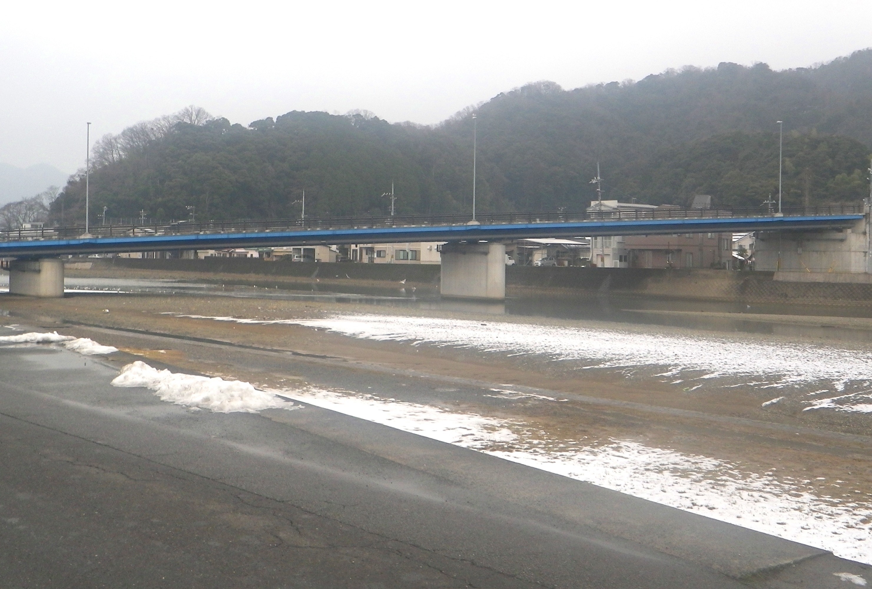 伊佐津川橋