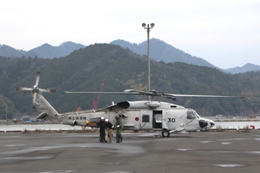 自衛隊ヘリで搬送される救急患者